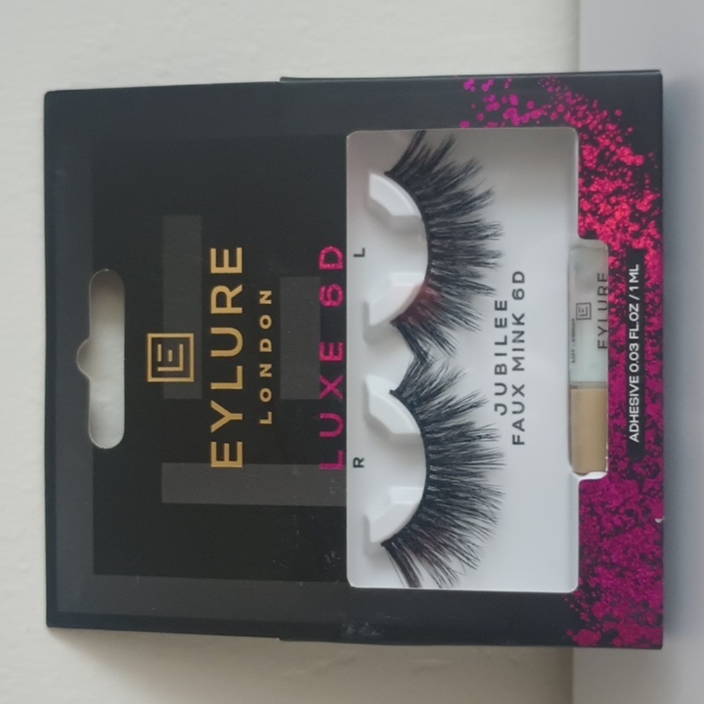 Luxury Faux Mink 6D Lashes!!